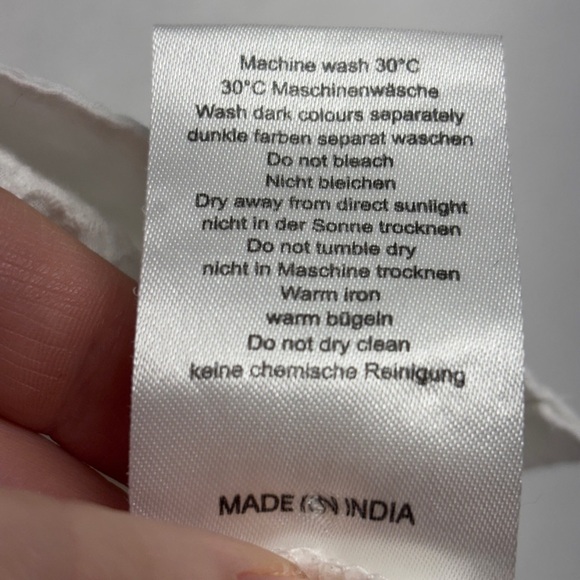 Wrap London button down blouse shirt 10 ruffle Eyelet dot embroidered tuxedo - Picture 6 of 8